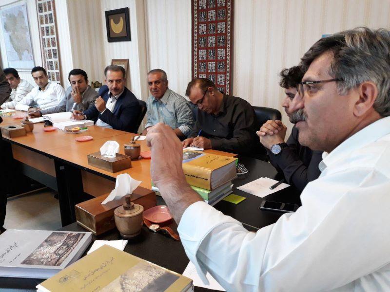 نشست مدیرکل میراث فرهنگی کردستان با استادان و پژوهشگران برگزار گردید