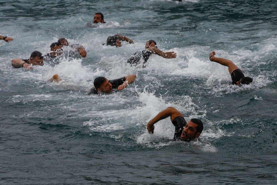 عکس روز، شنا در عید اپیفانی عکس روز، شنا در عید اپیفانی